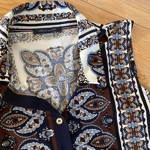 Tommy Hilfiger Size Small Brown and Navy Paisley Blouse - Picture 2 of 2